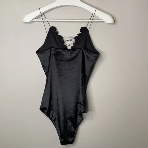 Topshop Black Beaded Lace-up Velvet Bodysuit - Picture 10 of 12